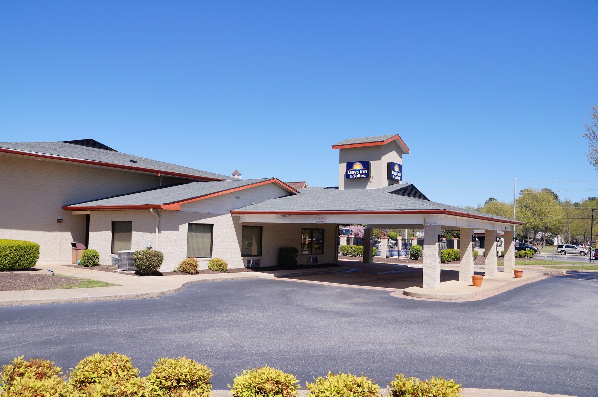 Days Inn & Suites By Wyndham Colonial Williamsburg Zewnętrze zdjęcie