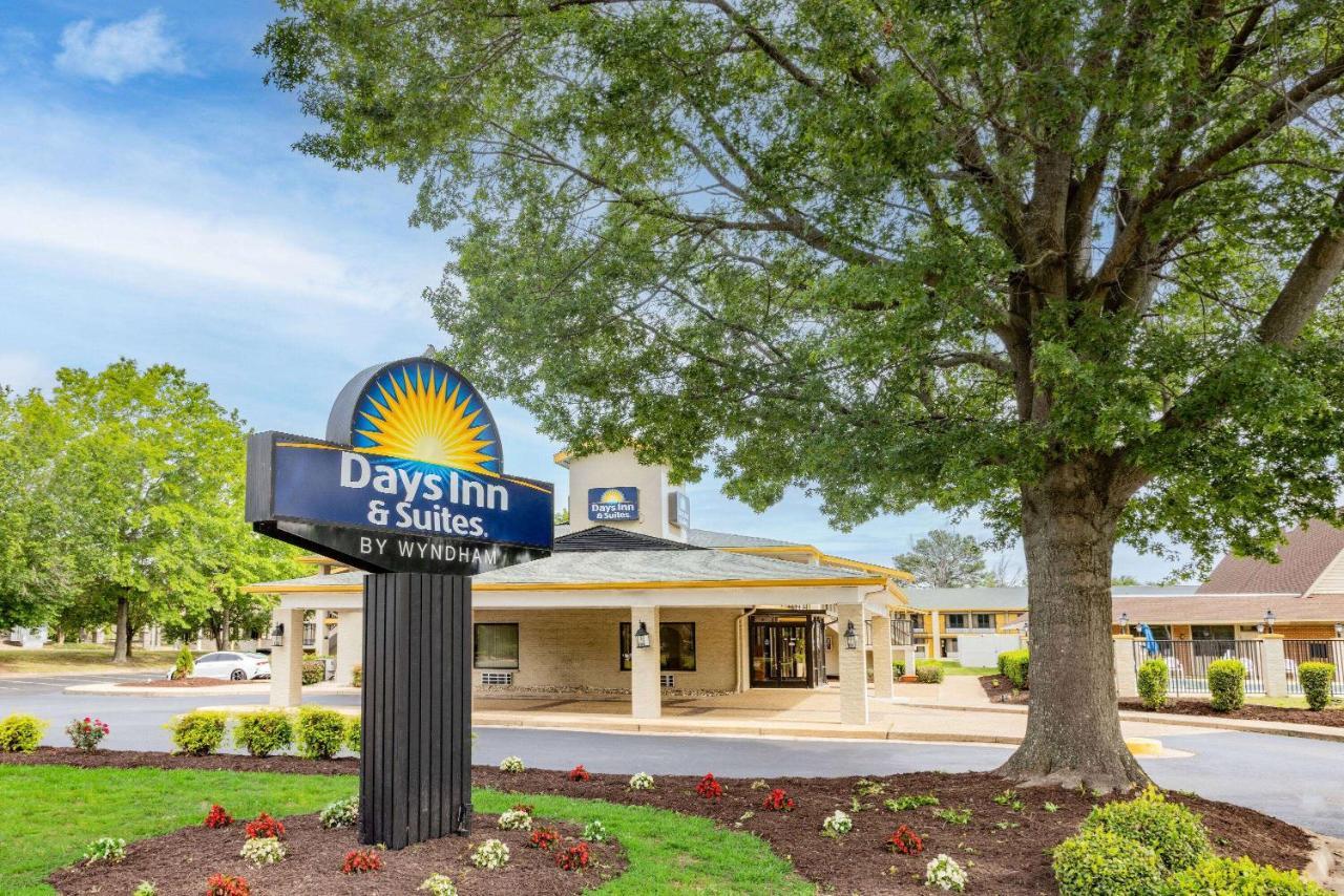 Days Inn & Suites By Wyndham Colonial Williamsburg Zewnętrze zdjęcie