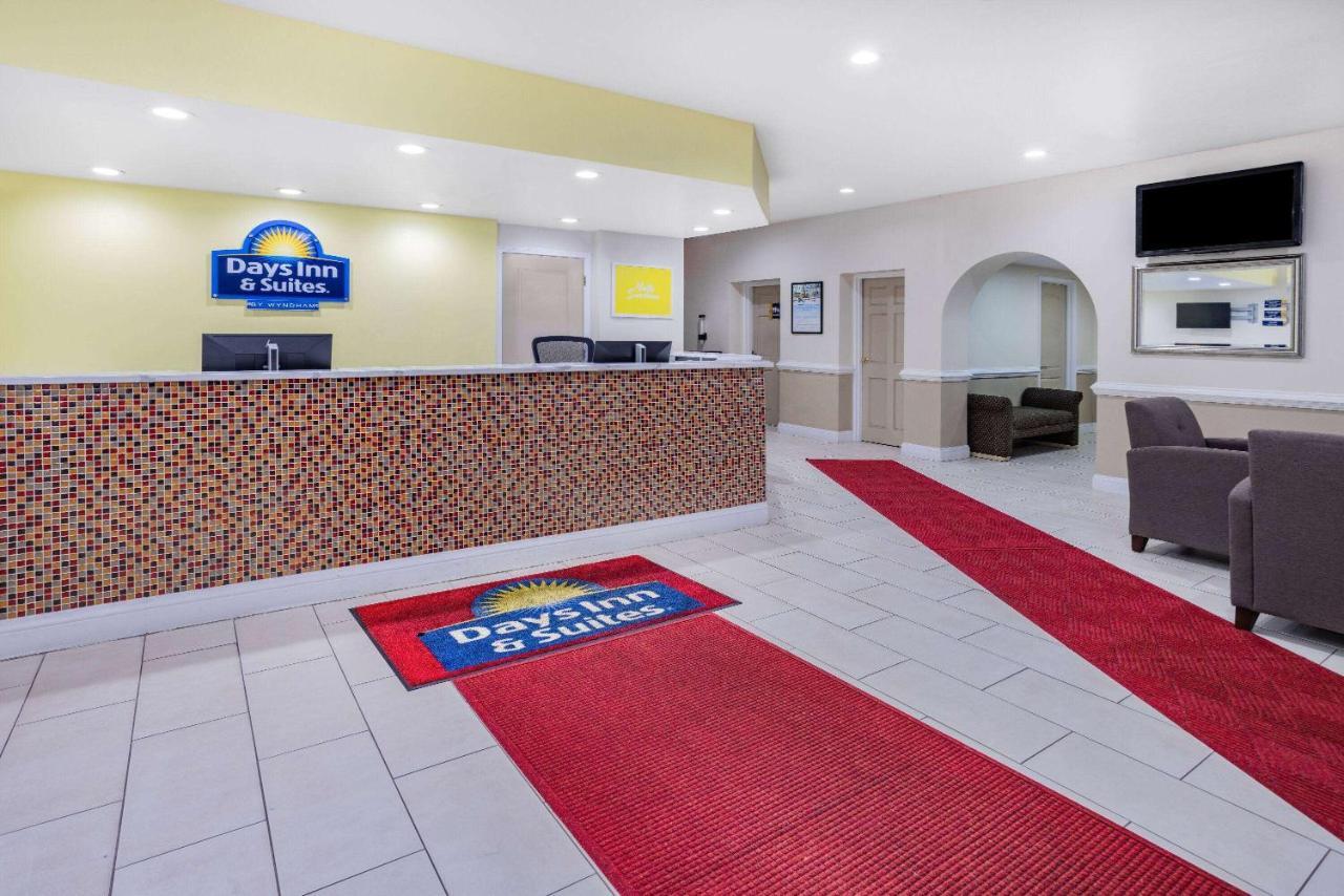 Days Inn & Suites By Wyndham Colonial Williamsburg Zewnętrze zdjęcie