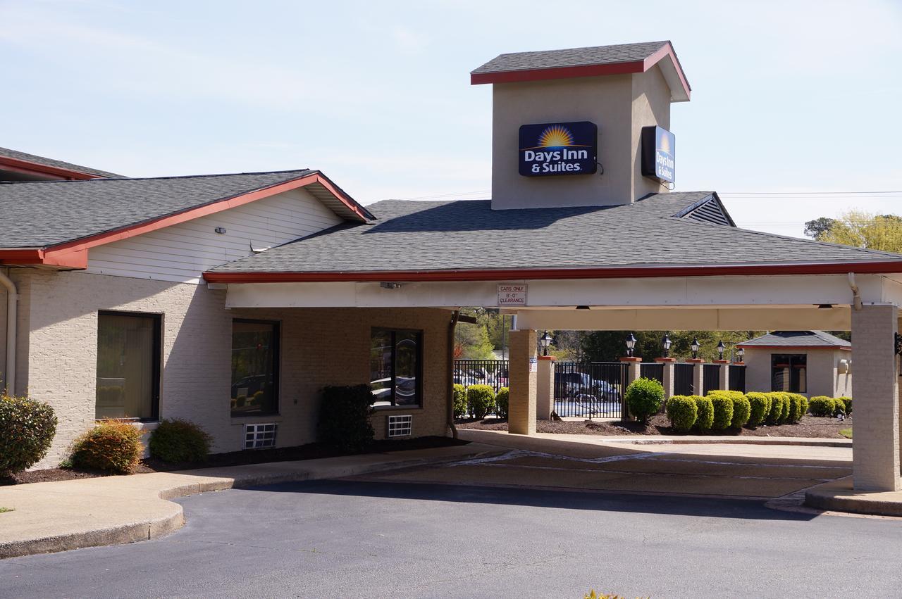 Days Inn & Suites By Wyndham Colonial Williamsburg Zewnętrze zdjęcie